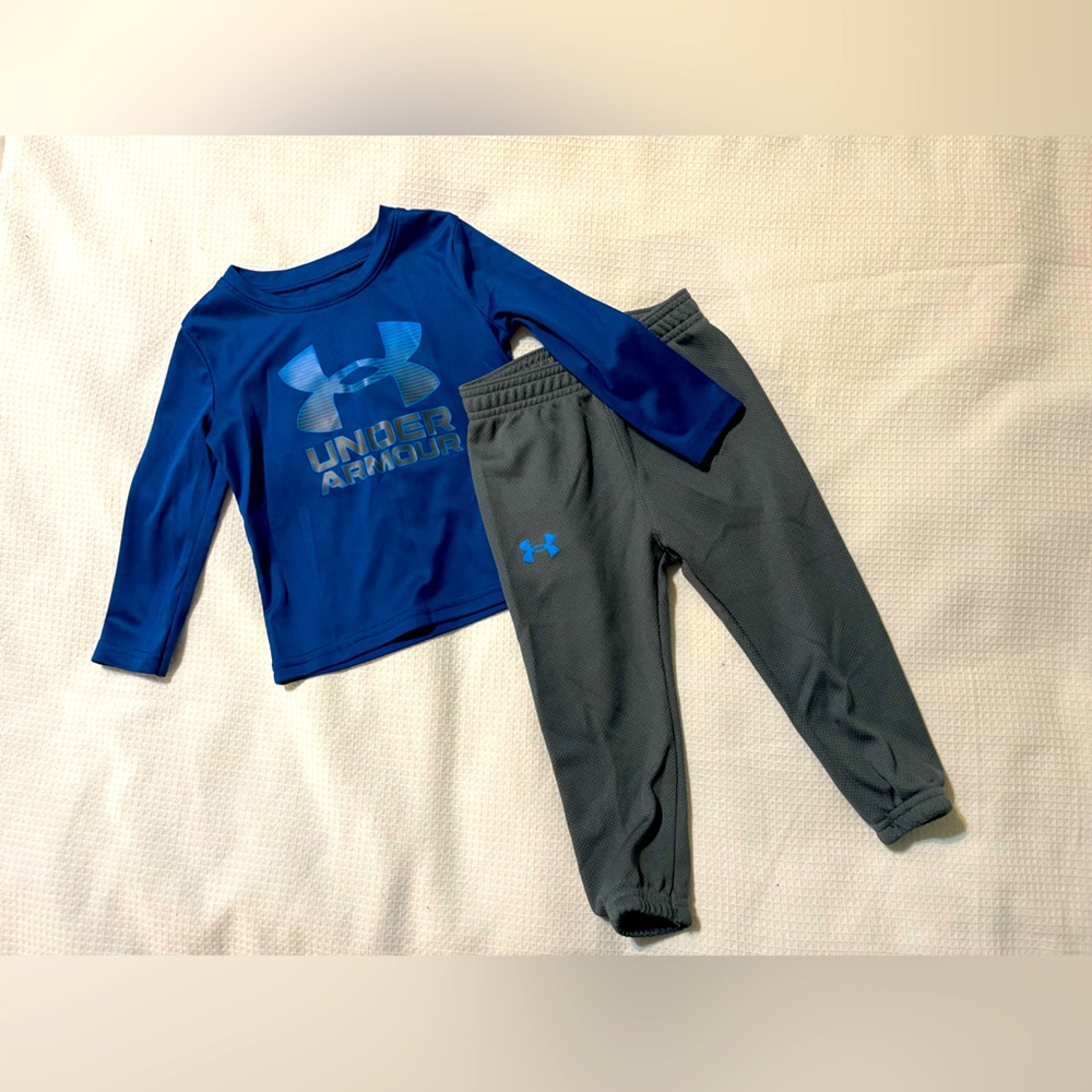 Under Armour pant set. Boys size 12M